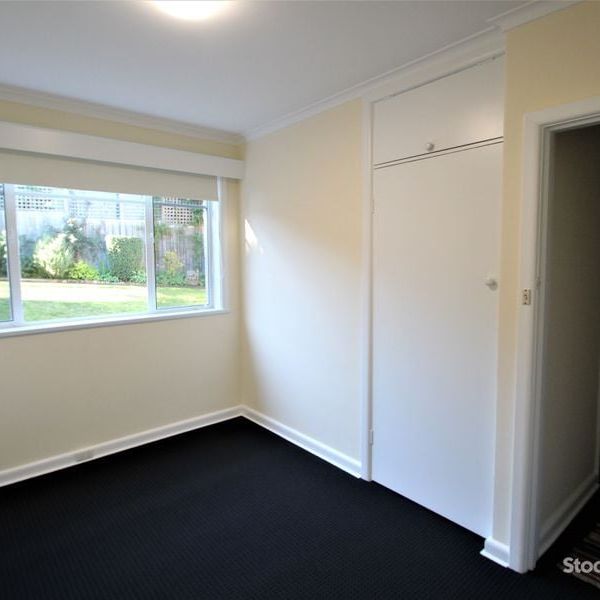 4/105 Locksley Road Ivanhoe VIC - Photo 1