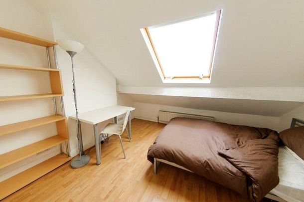 3 bedroom house share to rent - Photo 1