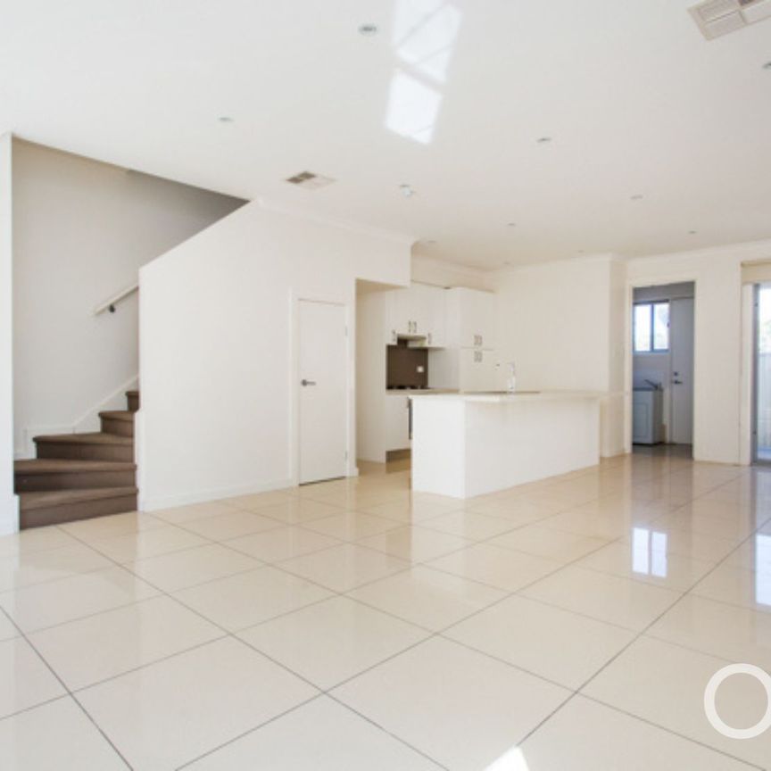 Open the Door To Convenience, Security and Style - Photo 1