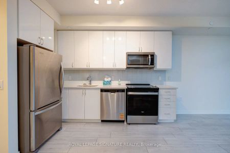 38 Annie Craig Drive #4501 - Photo 5