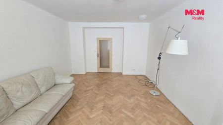 Pronájem bytu 2+1 65 m² - Photo 2