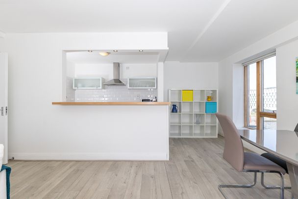 The Millennium Tower, Charlotte Quay Dock, Grand Canal Dock, Dublin 4, D04 R974. - Photo 1