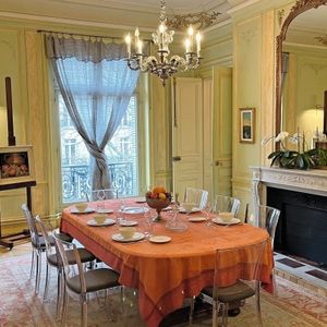 Appartement à louer à Paris 8Ème - Photo 2