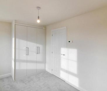 2 bedroom terraced house to rent - Photo 5