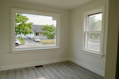 For Lease - 386 Gatfield Avenue Unit# 2, Welland, Ontario - Photo 4