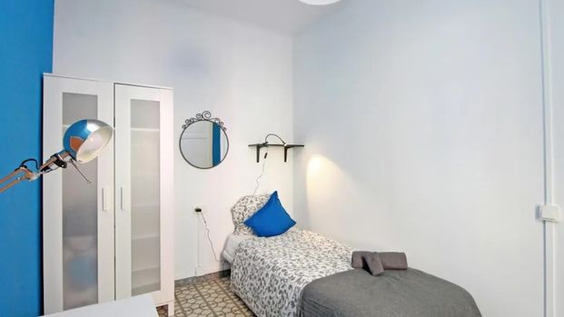 Carrer Nou de la Rambla, Barcelona, Catalonia 08004 - Photo 1