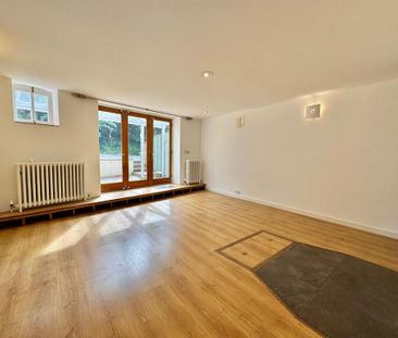 2 bedroom cottage to rent - Photo 1