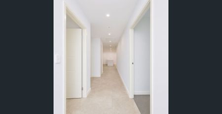 Near new Apartment next to St Marys public school - Photo 5