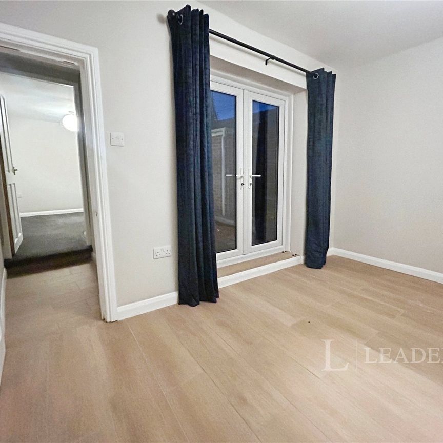 2 bedroom apartment to rent Hewlett Place, Cheltenham, Gloucestershire, GL52 - Photo 1