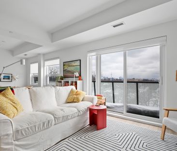 For Lease - 863 St Clair Avenue Unit# 505, Toronto, Ontario - Photo 2