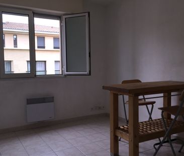 Studio 17 m2 à louer au coeur des Allées Provençales - Photo 1