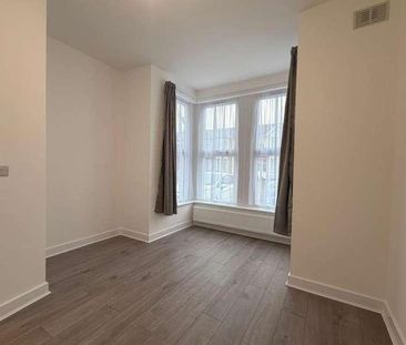 Courtland Avenue Ig, Ilford, IG1 - Photo 1