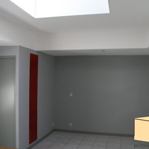 Location Appartement 2 pièces 41m² BELLEY 01300 - Photo 2