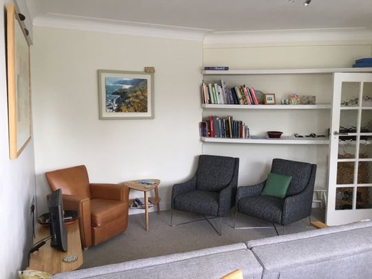 1 Bed Flat, Eton Hall, NW3 - Photo 1