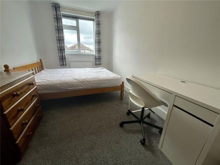 5 bedroom detached house to rent - Photo 5