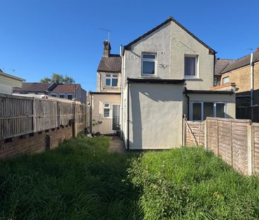 Caldy Road, Belvedere DA17, London - Photo 2