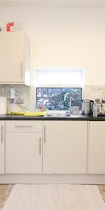 Harrow View, Uxbridge - Photo 3