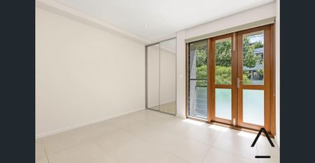 Contemporary Terrace in Alexandria - Photo 4