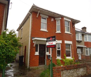 Bournemouth Beswick Avenue Ensbury Park, BH10, Dorset - Photo 5