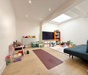 5 bedroom semi-detached house to rent - Photo 1