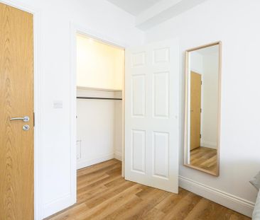 3 bedroom apartment to rent - Photo 2