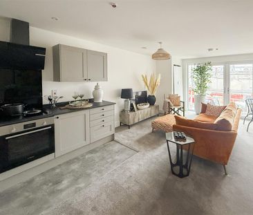 Flat 66, 5 Martin Court, Hastings, TN34 1EF - Photo 1