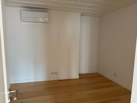 Spacious study apartment in Rua do Benformoso - Photo 4