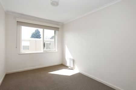 11/167 Power Street, Hawthorn VIC 3122 - Photo 2