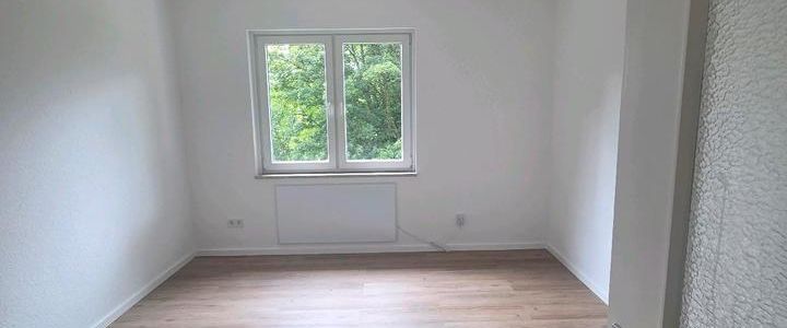 Kernsanierte Mietwohnung mit eigenem Balkon! - Photo 1