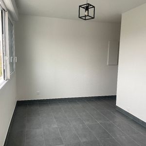 Appartement 1 pièce(s) 18.49 m2 - Photo 2