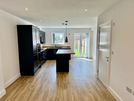 3 bedroom townhouse to rent - Photo 4