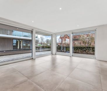 Prachtig gelijkvloers app. met 2 slpkrs in centrum Peulis - Photo 4
