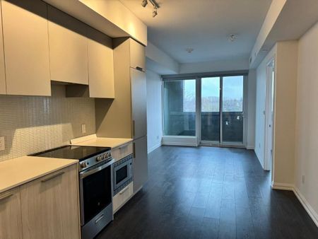 For Lease - 4208 Dundas Street Unit# 409, Toronto, Ontario - Photo 5