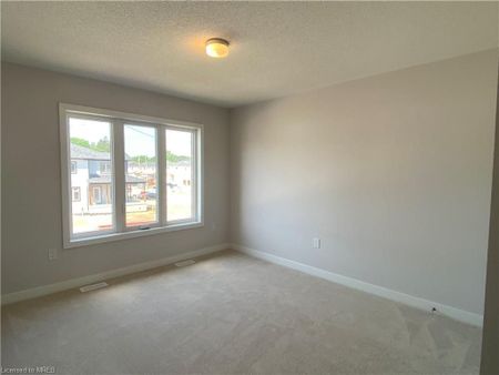 For Lease - 31 Butternut Drive, Norfolk, Ontario - Photo 3