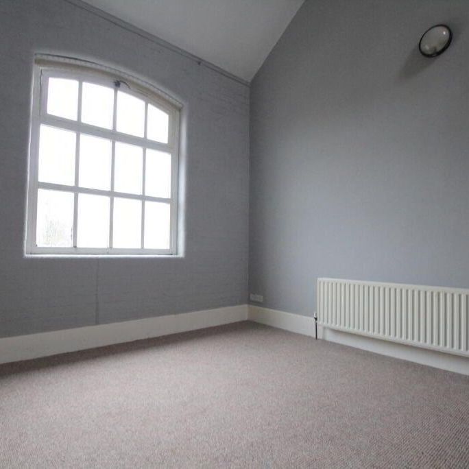 35 Woodville Street, Lurgan, BT67 9DQ - Photo 1