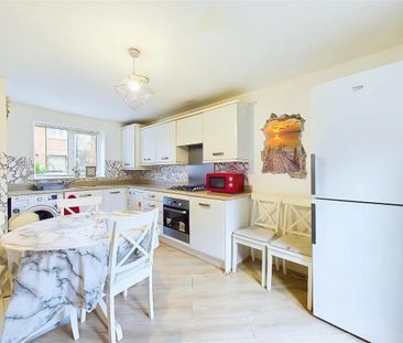 Room in a Shared House, Signals Drive, CV3 - Photo 3