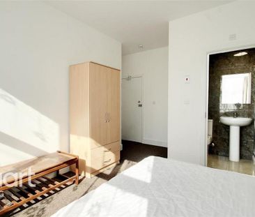 House share to rent - Photo 5