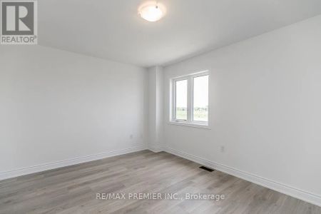 57 UNION BOULEVARD - Photo 2