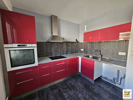 Location Appartement 4 pièces 81m² LE HAVRE 76600 - Photo 2