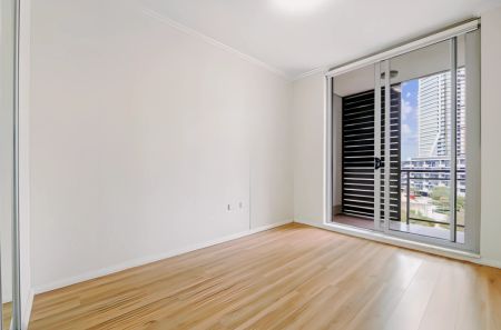 38 shoreline Dr, Sydney - Photo 2