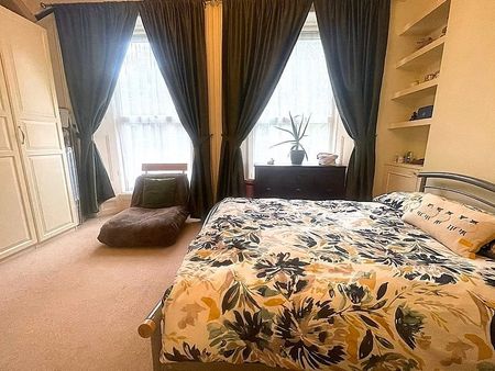 1 Bed Flat, Lansdowne Lane, SE7 - Photo 4