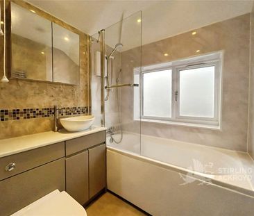 North Lane, Aldershot, Hampshire, GU12 4QR - Photo 4