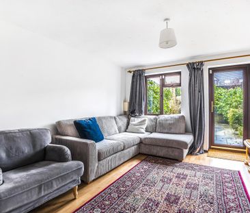 2 bedroom terraced house to rent - Photo 3