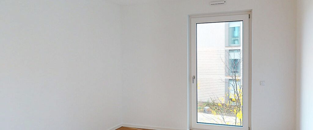 Perfekt für Ihre Familie! Lichtdurchflutete 4-Zimmer-Wohnung mit Balkon (mietpreisgedämpft) - Foto 1