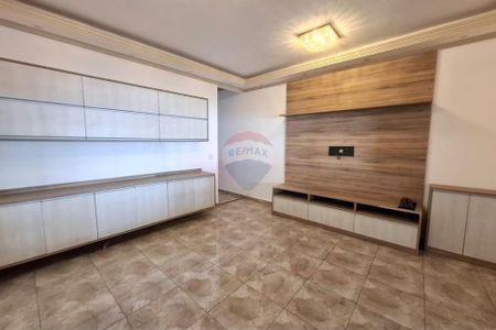 Excelente casa para locação, 120m², 3 quartos, salão de festas e 2 vagas de garagem coberta por R$3.700,00 - Vila dos Remédios - Foto 2