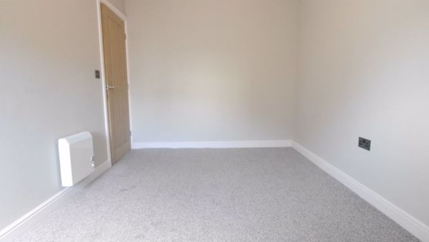 1 Bedroom Flat - Photo 1