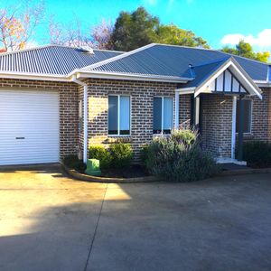 Modern Villa - Photo 2