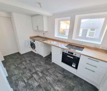 High Street, Barry, The Vale Of Glamorgan, CF62 - Photo 2