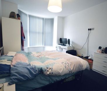 3 bedroom terraced house to rent - Photo 6