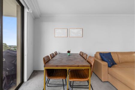 Sleek 2-bedroom apartment in a resort style complex - Photo 3